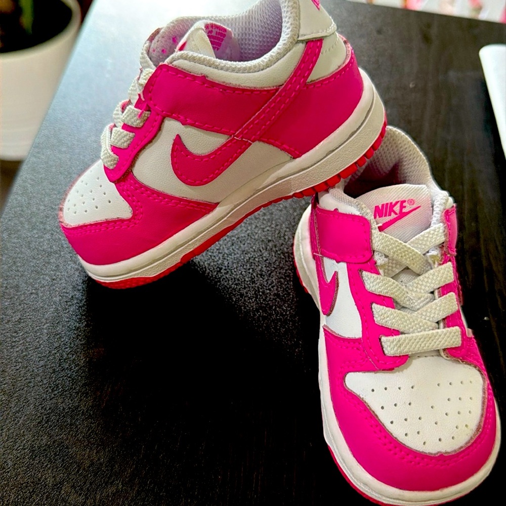 Nike Dunk Low Baby pink size 4C
